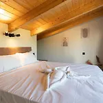 Golden Sun Aparthotel *