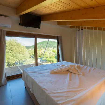 Golden Sun Aparthotel